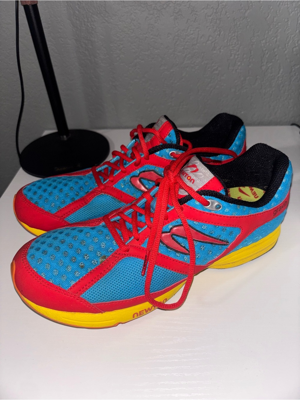 Newton Gravity Men's Breathable Mesh Running Shoes Blue Red Yellow US 9.5